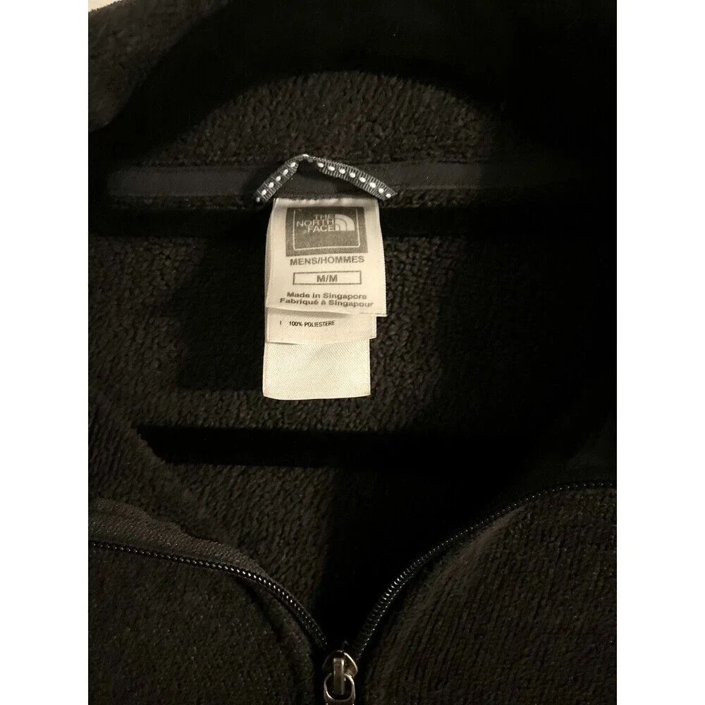 mens north face 1/4 zip fleece pullover Medium
